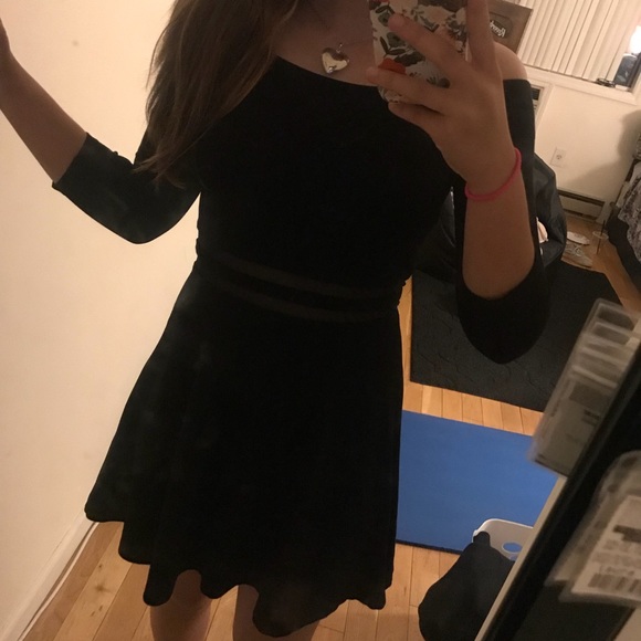 Off shoulder skater dress - Picture 1 of 4